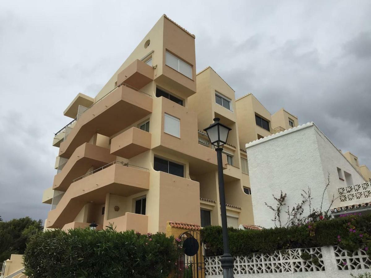 Casa Cachita 2-Confortable Estudio A Pie De Playa Estepona Eksteriør bilde